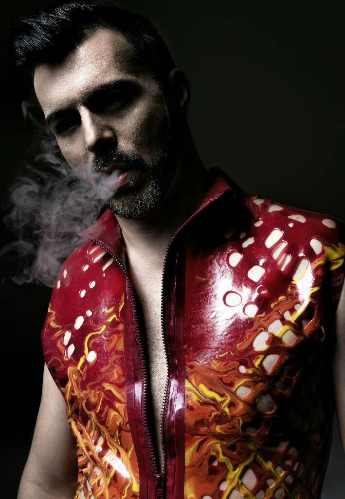 Ombre Mesh Latex Sleeveless Collared Shirt
