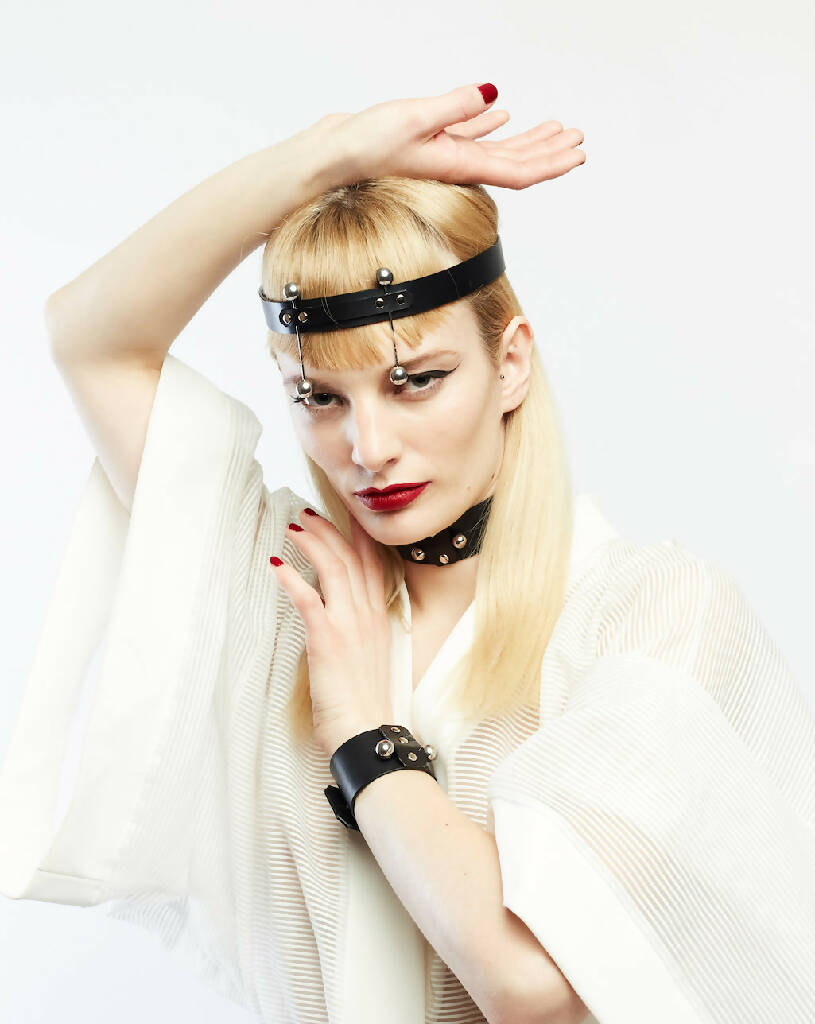 Alien choker