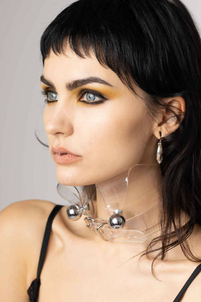 Patrician choker