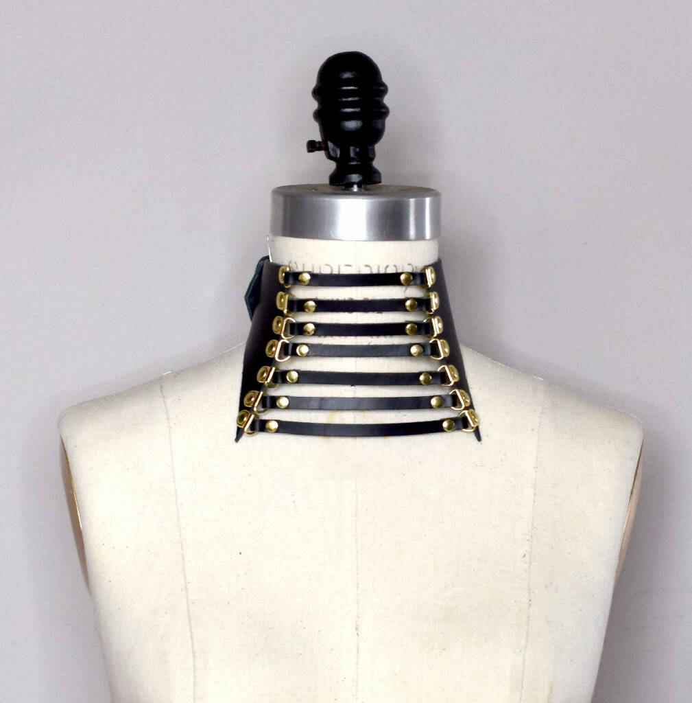 Dinah Strappy Leather Posture Collar