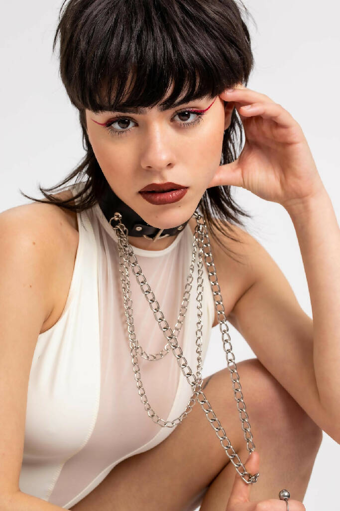 Noble choker