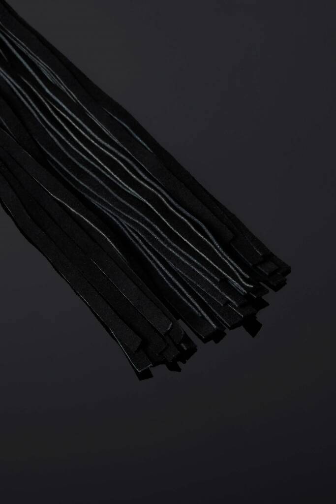House-of-SXN-Servage-Snap-Chain-Suede-Flogger_1