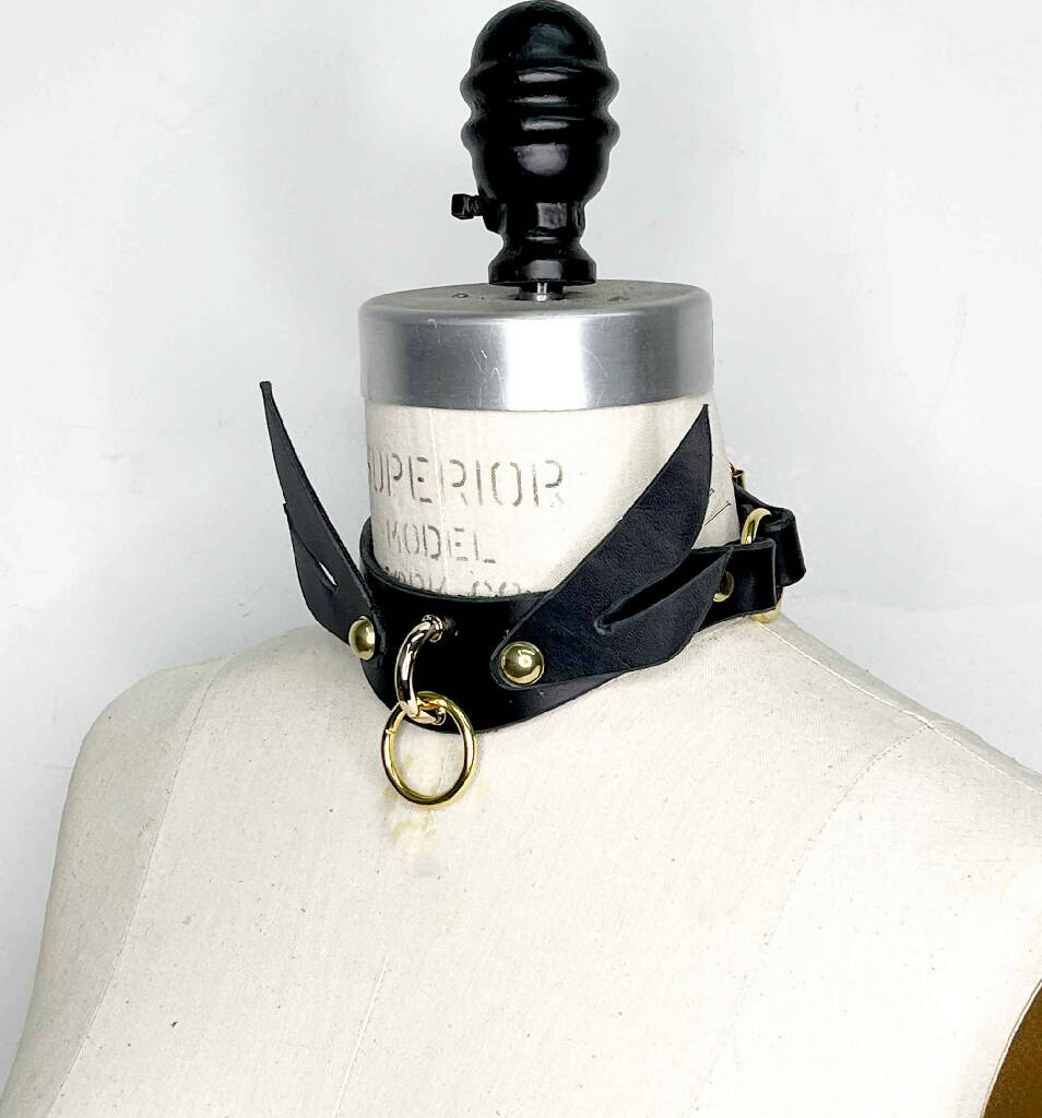 Seraphim Winged Leather Collar