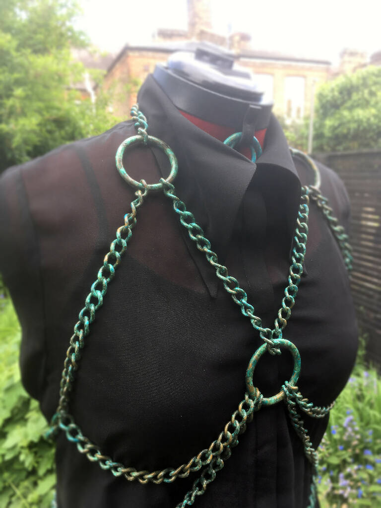 Verdigris chain harness