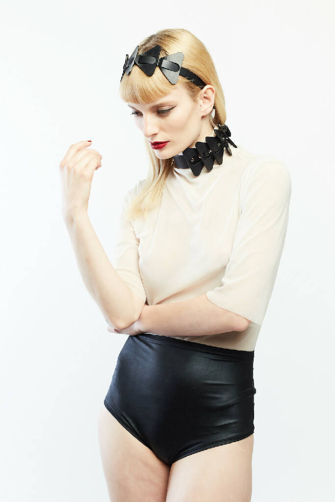 Caesar choker